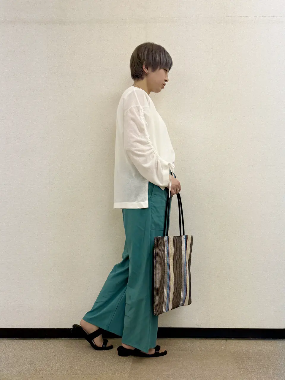 ANY 村上 コーディネート画像