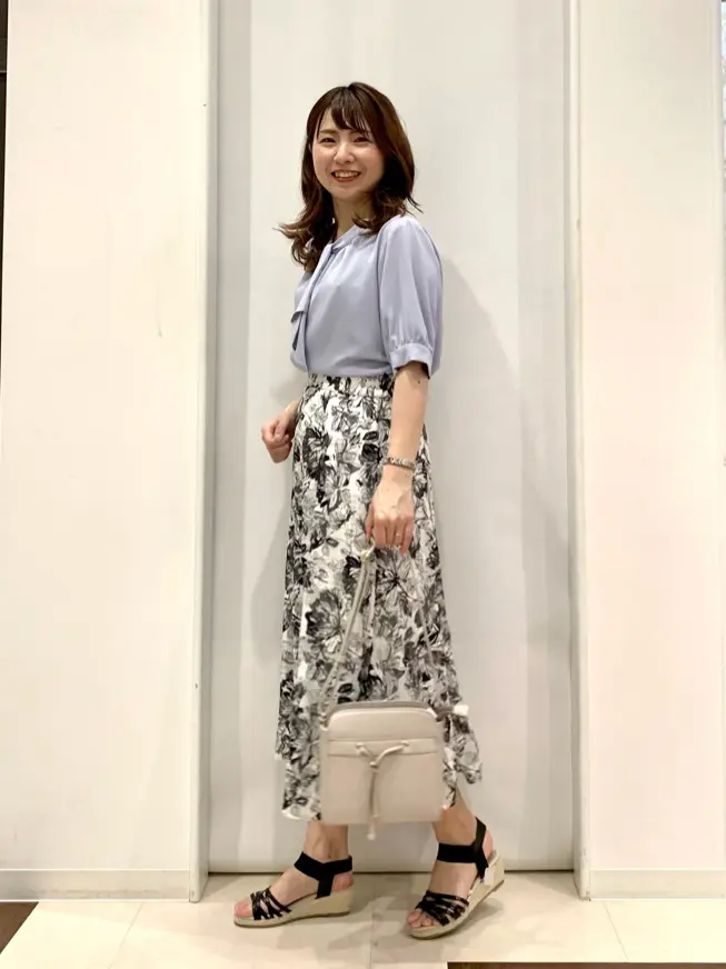 ANY SIS 横田 コーディネート画像