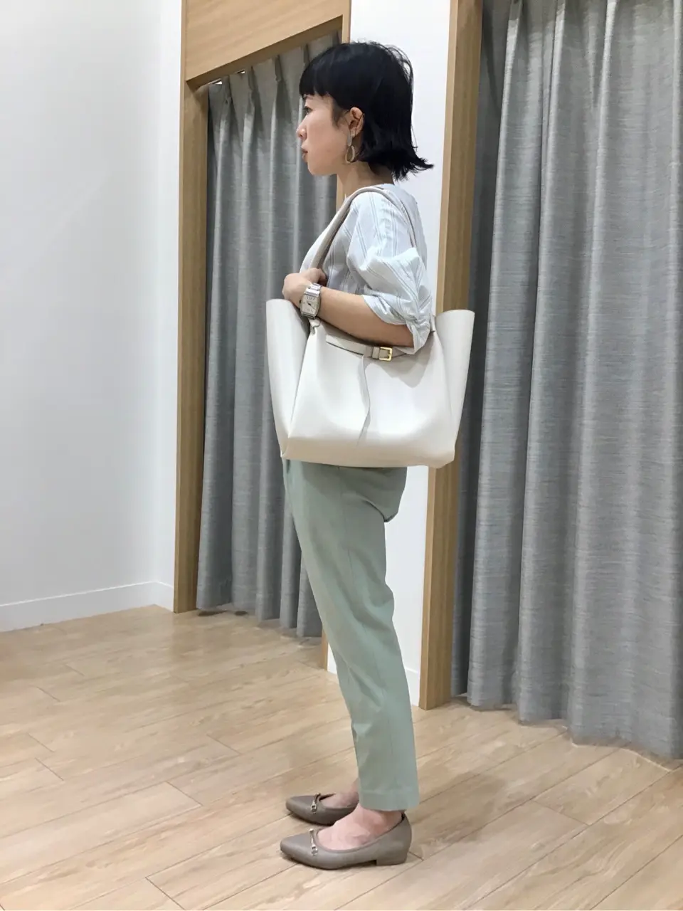 ANY SIS 濱 コーディネート画像