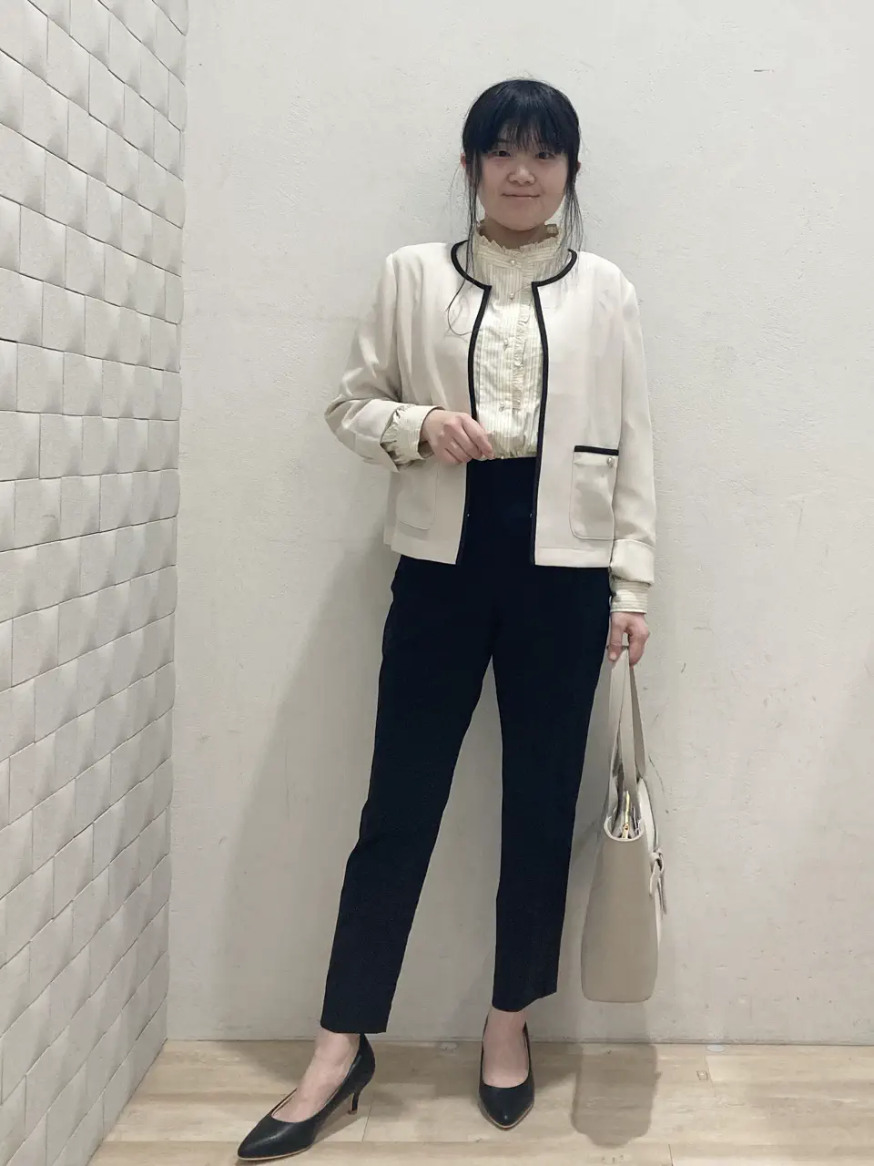 ANY SIS 川根　彩 コーディネート画像