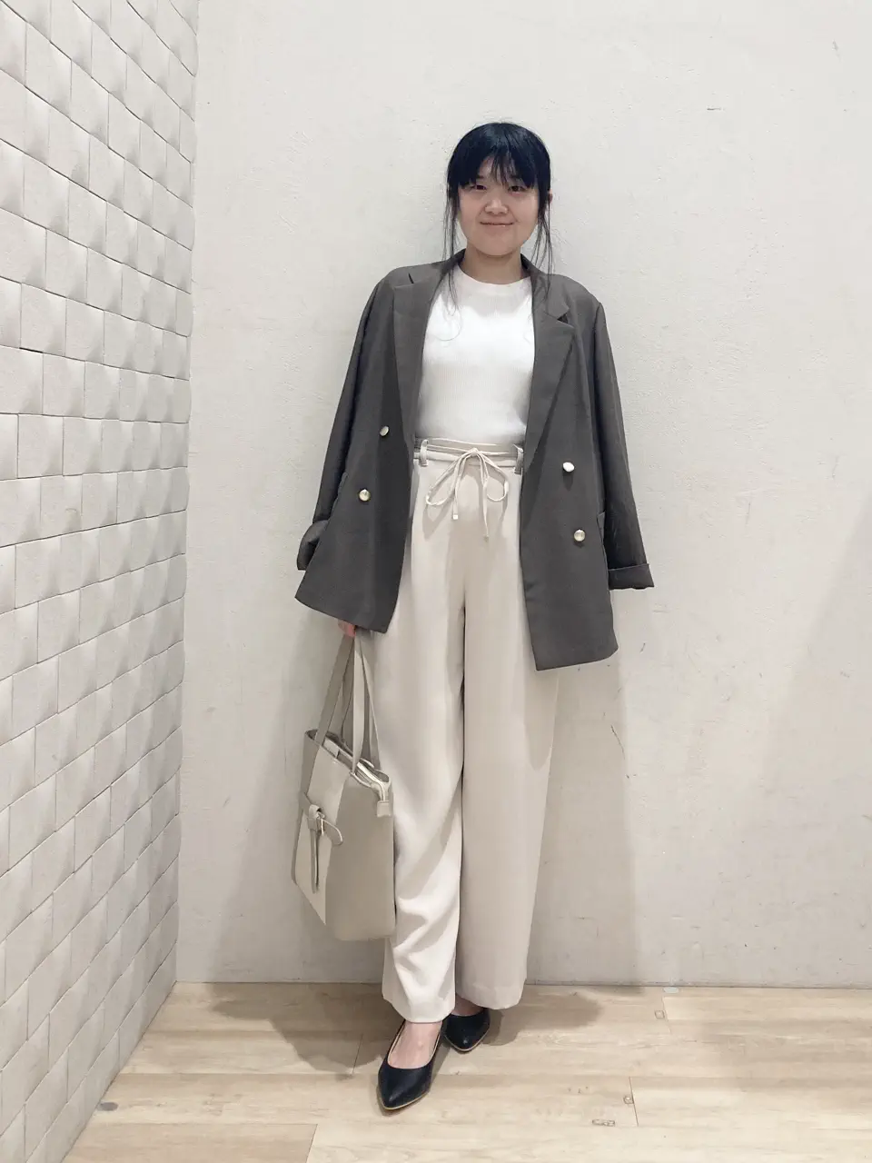  川根　彩 コーディネート画像