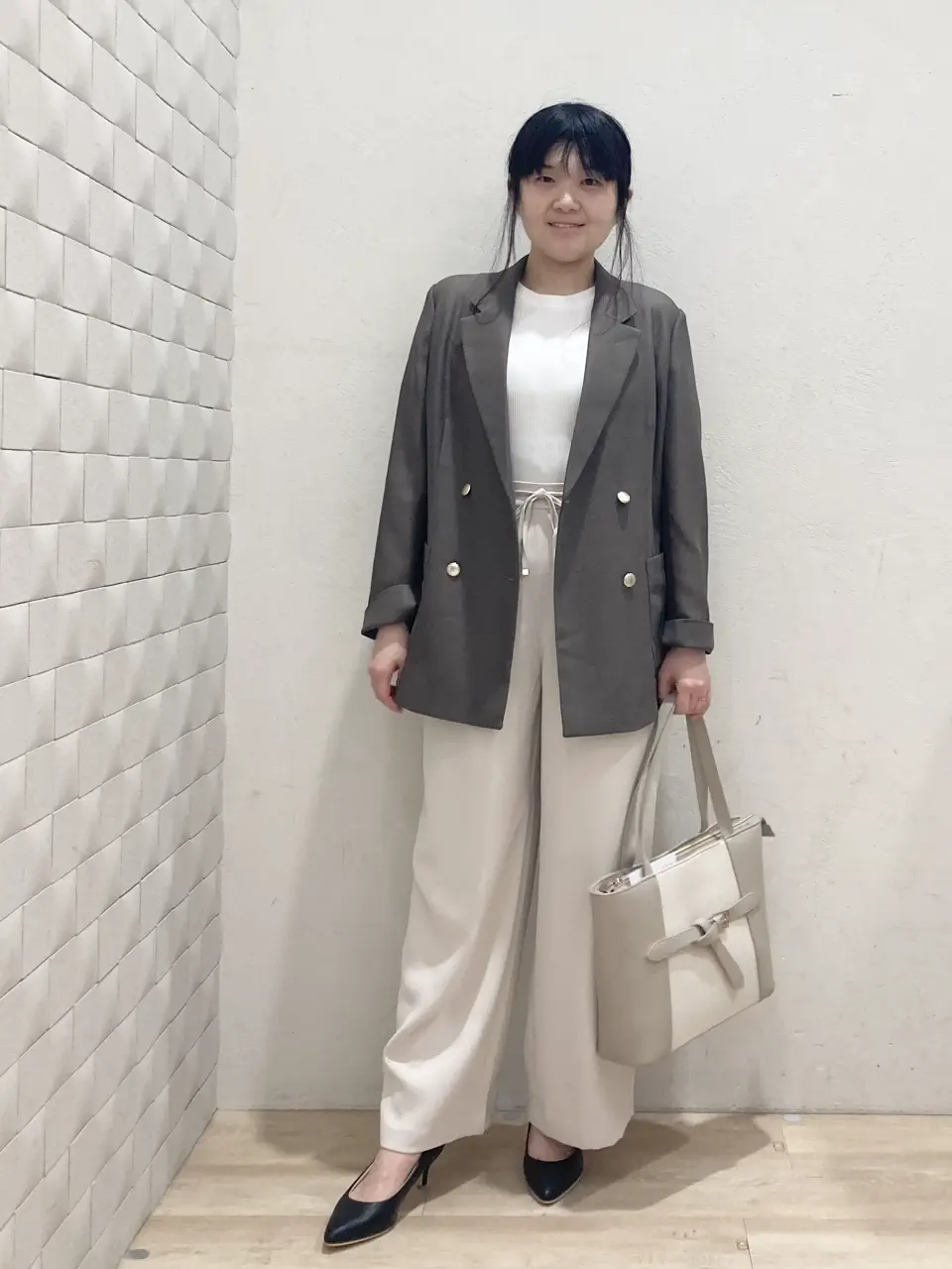 ANY SIS 川根　彩 コーディネート画像