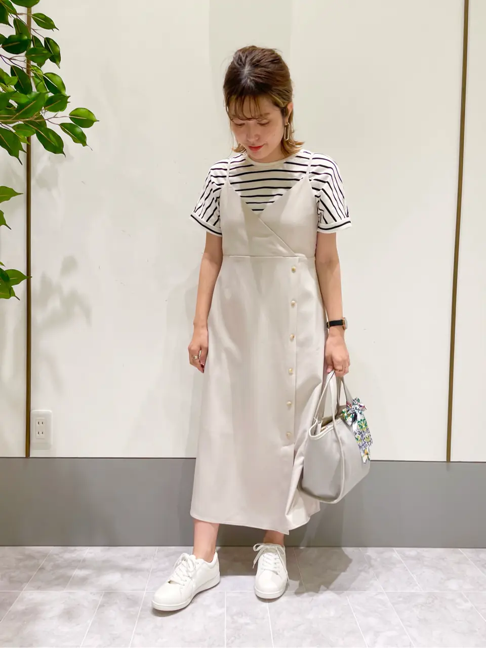 ANY SIS スタッフ コーディネート画像