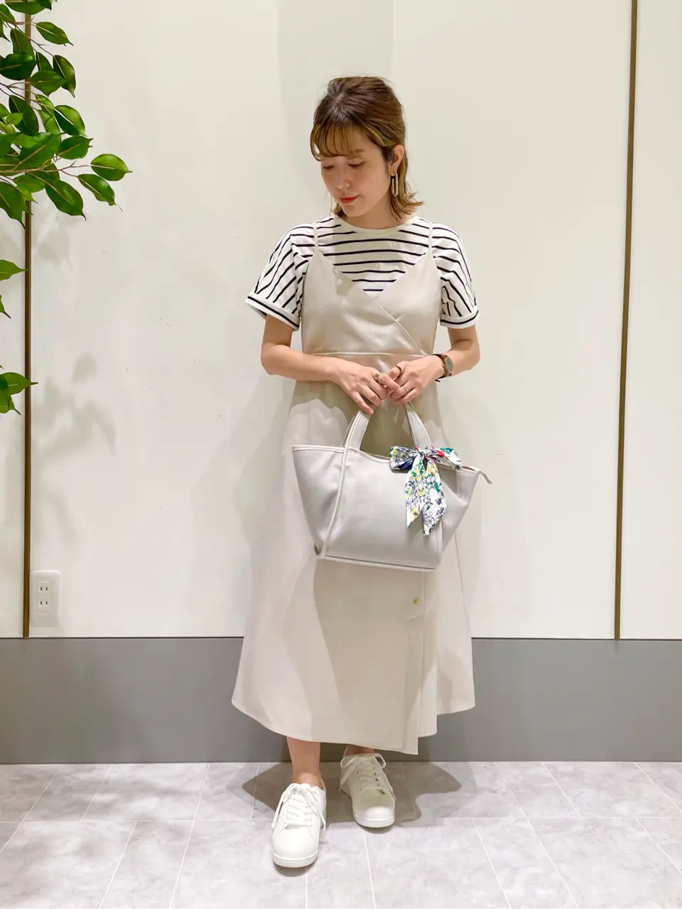 ANY SIS スタッフ コーディネート画像