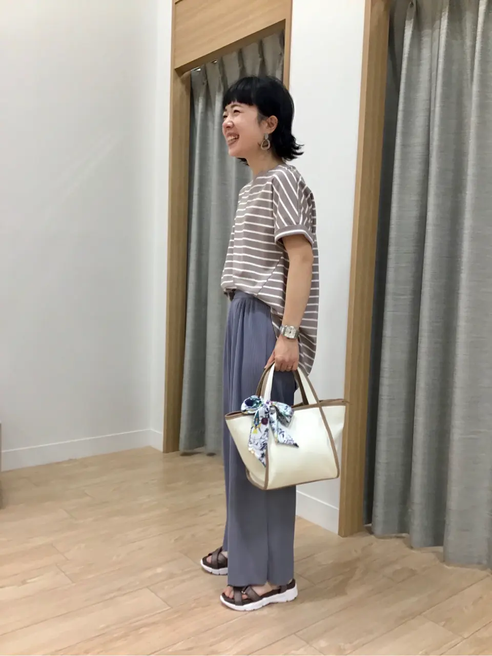 ANY SIS 濱 コーディネート画像