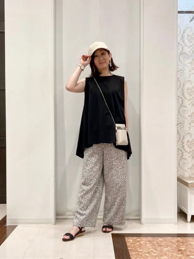 ANY SIS スタッフ コーディネート画像