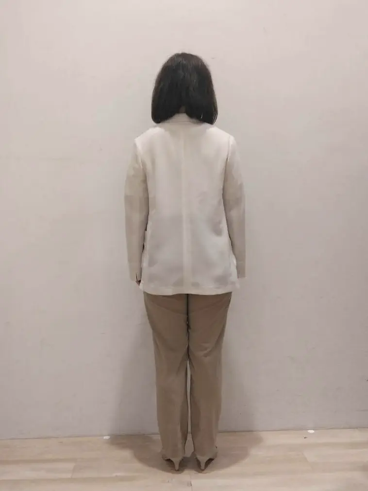 ANY SIS 西出 コーディネート画像