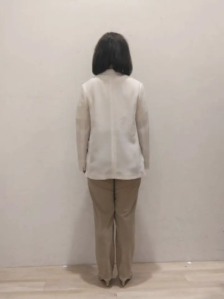 ANY SIS 西出 コーディネート画像