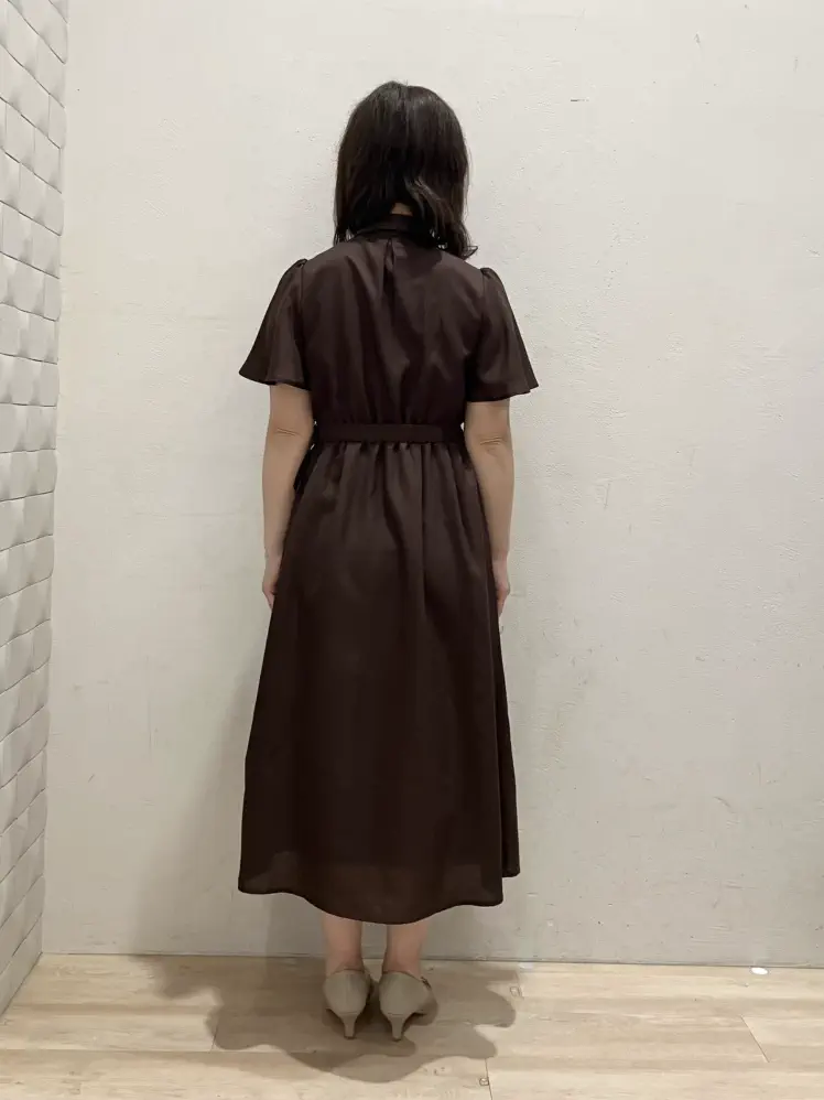 ANY SIS 西出 コーディネート画像