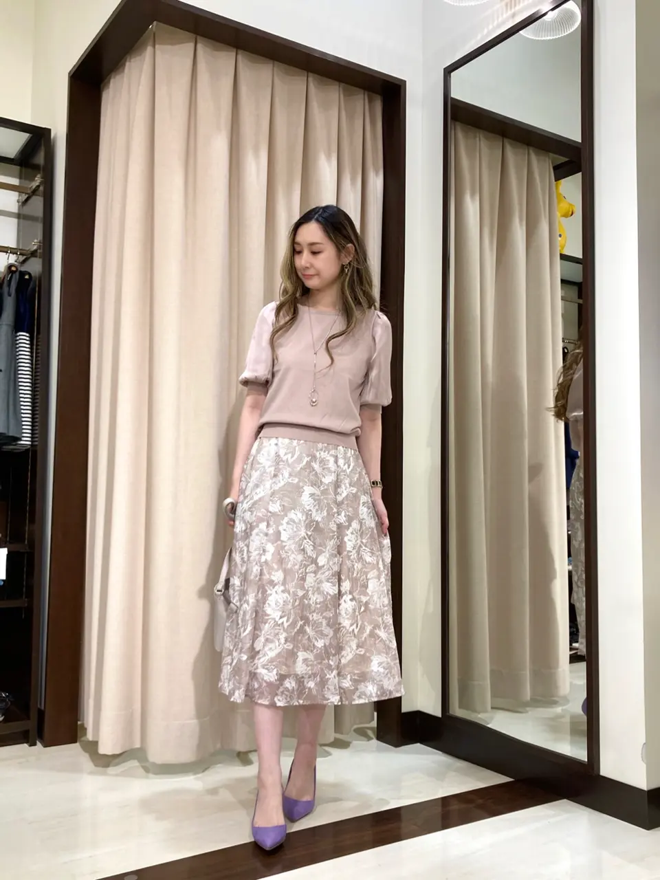 ANY SIS STAFF コーディネート画像