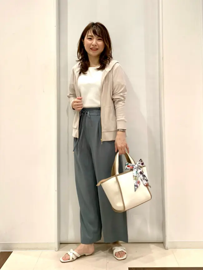 ANY SIS 横田 コーディネート画像