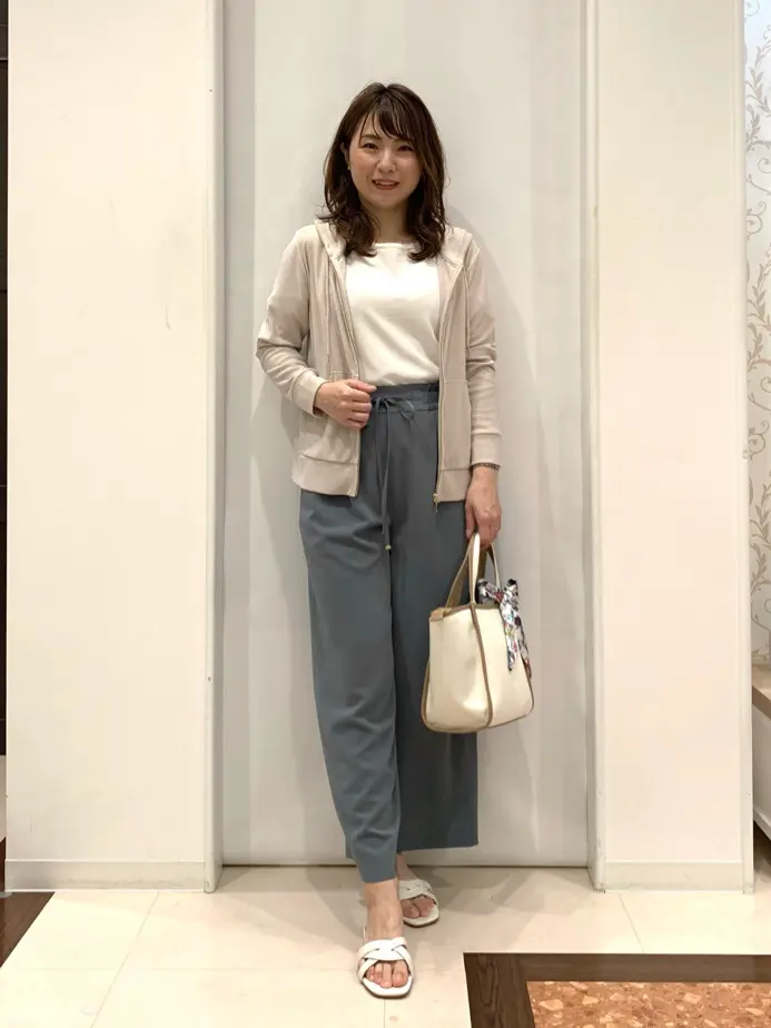 ANY SIS 横田 コーディネート画像