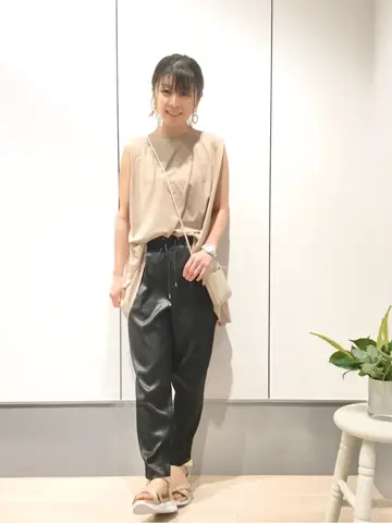 ANY SIS 山本 コーディネート画像