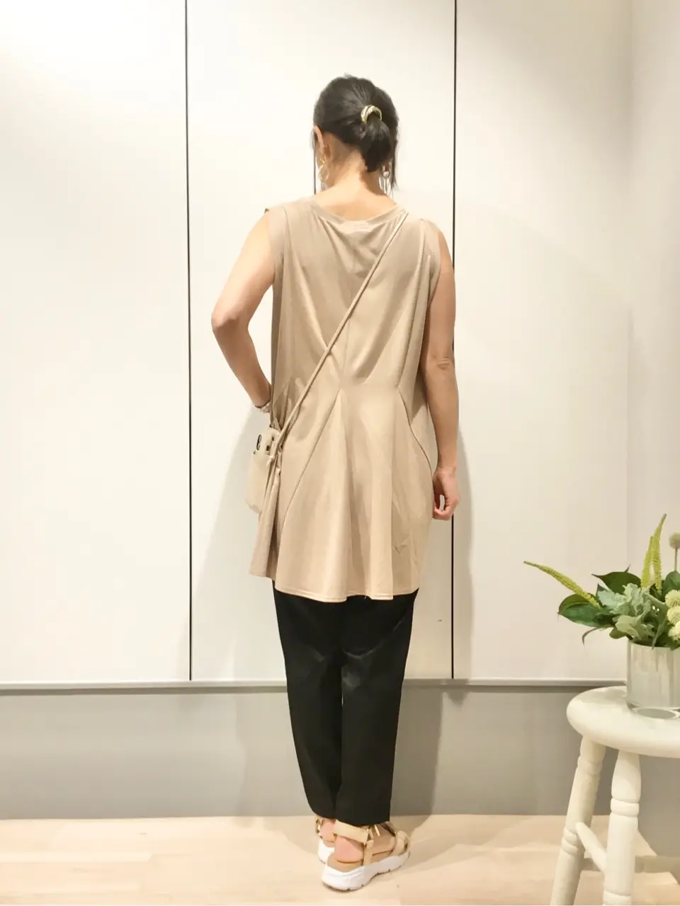 ANY SIS 山本 コーディネート画像