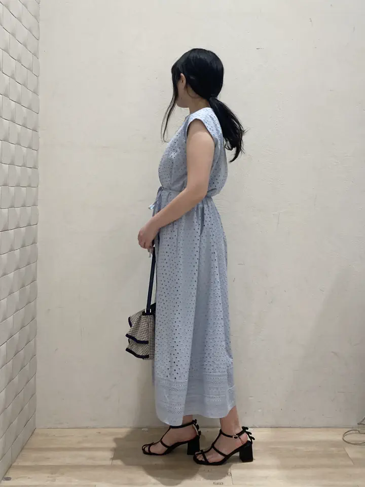 組曲 川根　彩 コーディネート画像