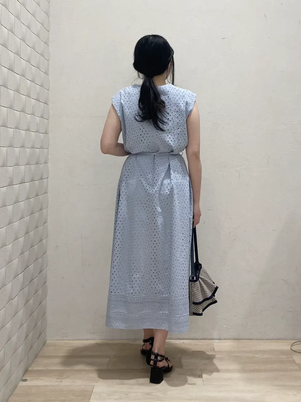 組曲 川根　彩 コーディネート画像