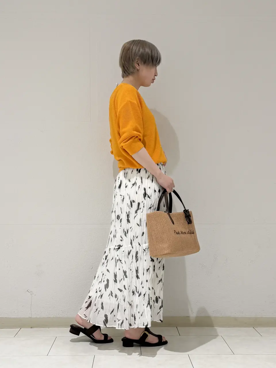 ANY 村上 コーディネート画像