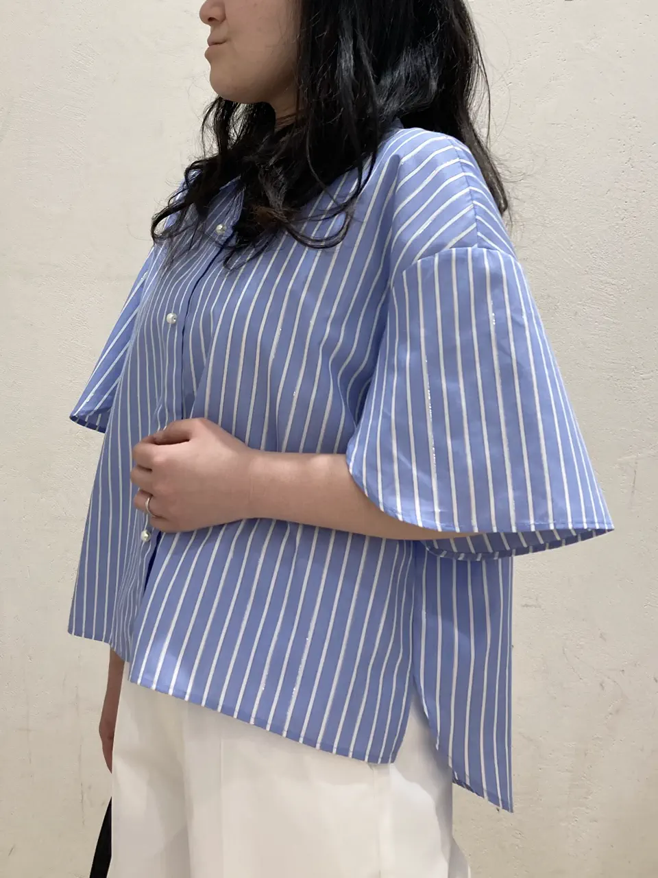 ANY SIS 川根　彩 コーディネート画像