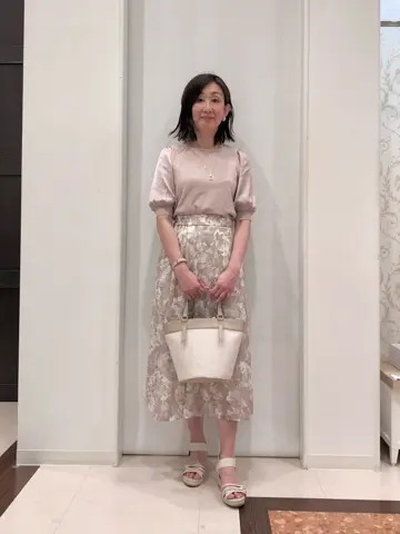 ANY SIS スタッフ コーディネート画像