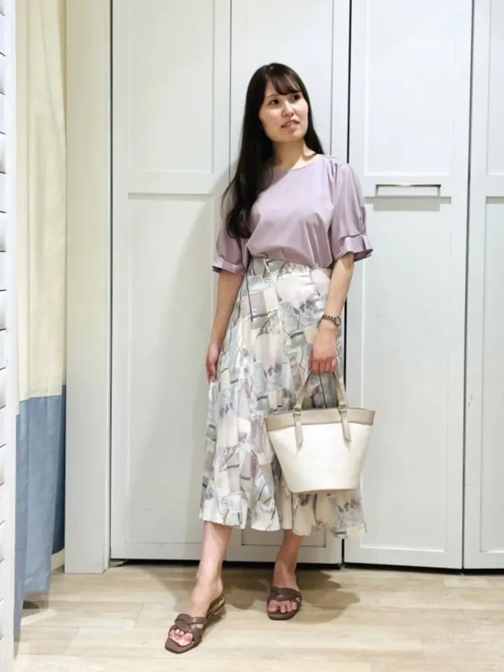 ANY SIS スタッフ コーディネート画像