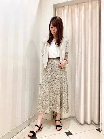 ANY SIS 金井 コーディネート画像