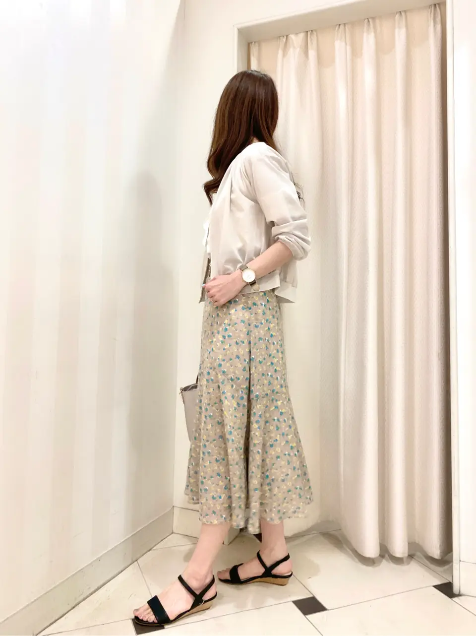 ANY SIS 金井 コーディネート画像