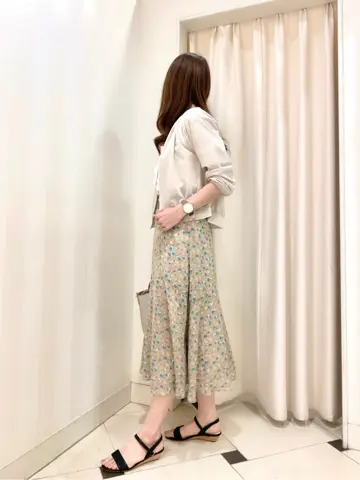 ANY SIS 金井 コーディネート画像