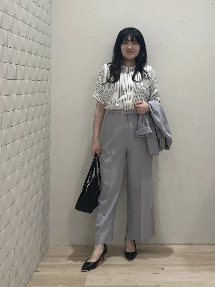 ANY SIS 川根　彩 コーディネート画像