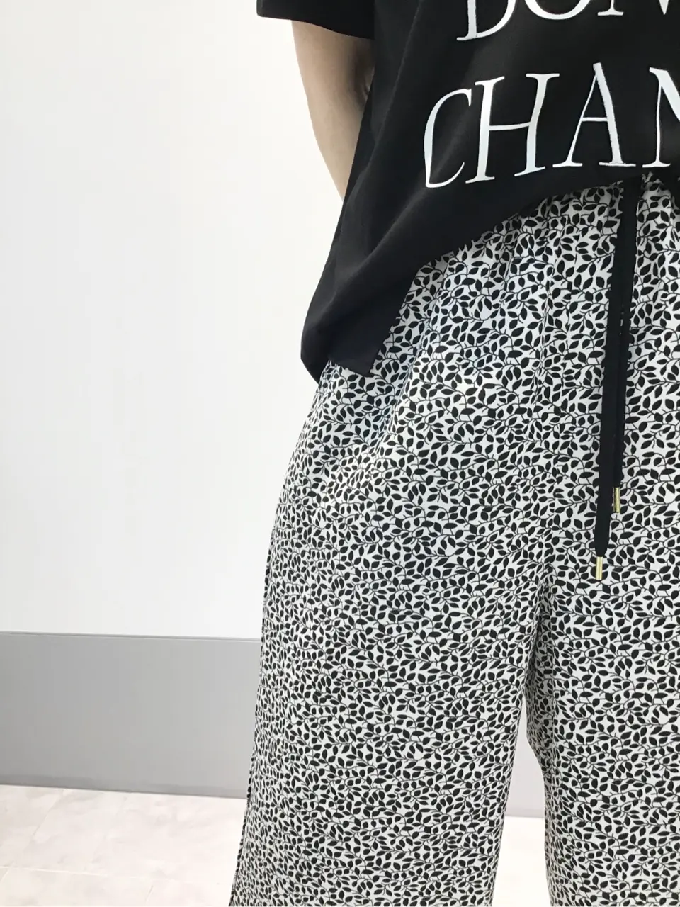 ANY SIS 岡本 コーディネート画像