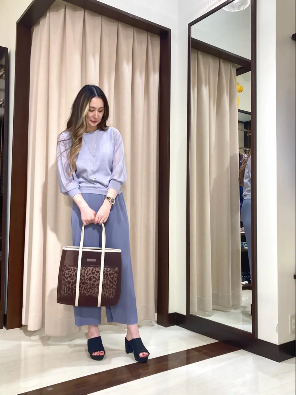 ANY SIS STAFF コーディネート画像