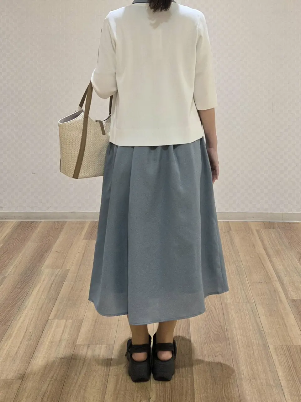 ANY SIS M コーディネート画像