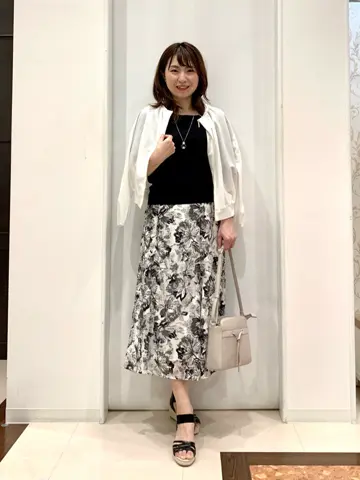 ANY SIS 横田 コーディネート画像