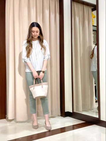 ANY SIS STAFF コーディネート画像