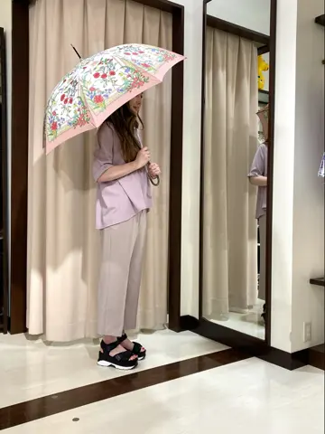 ANY SIS STAFF コーディネート画像