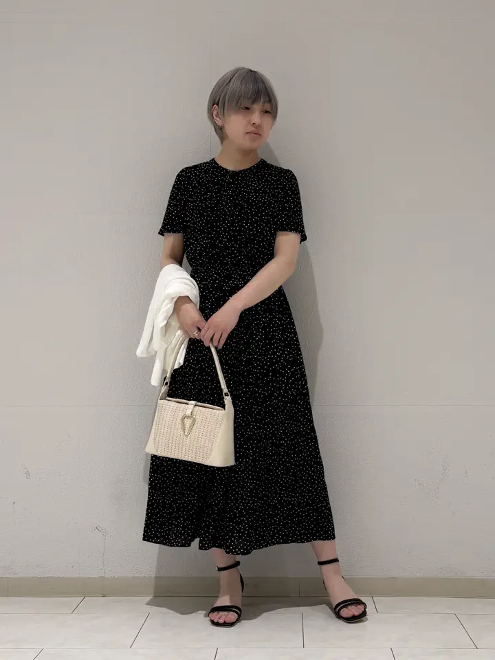 ANY SIS 村上 コーディネート画像