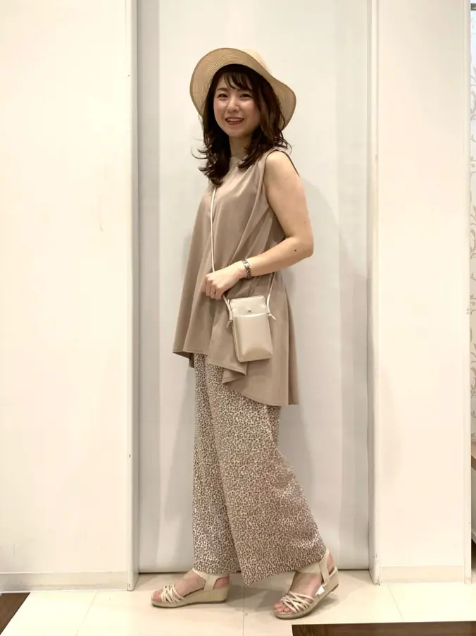 ANY SIS 横田 コーディネート画像