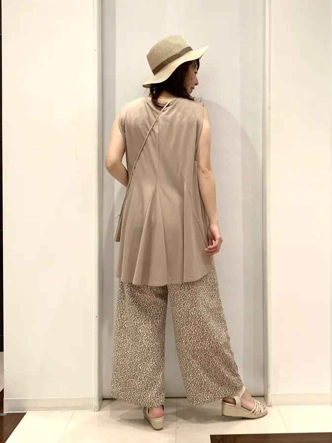 ANY SIS 横田 コーディネート画像