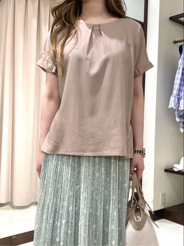 ANY SIS STAFF コーディネート画像