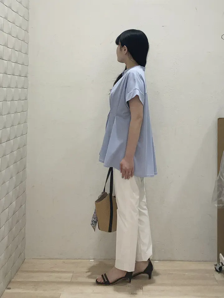ANY SIS 川根　彩 コーディネート画像