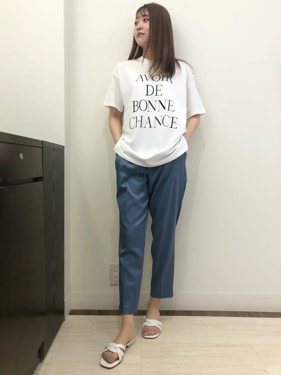 ANY SIS スタッフ コーディネート画像