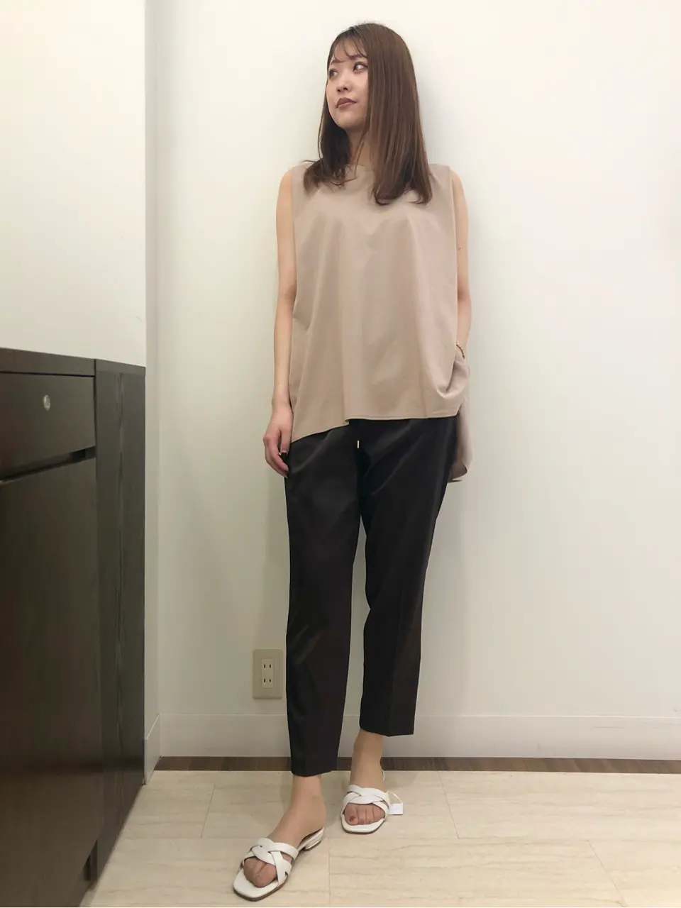 ANY SIS スタッフ コーディネート画像