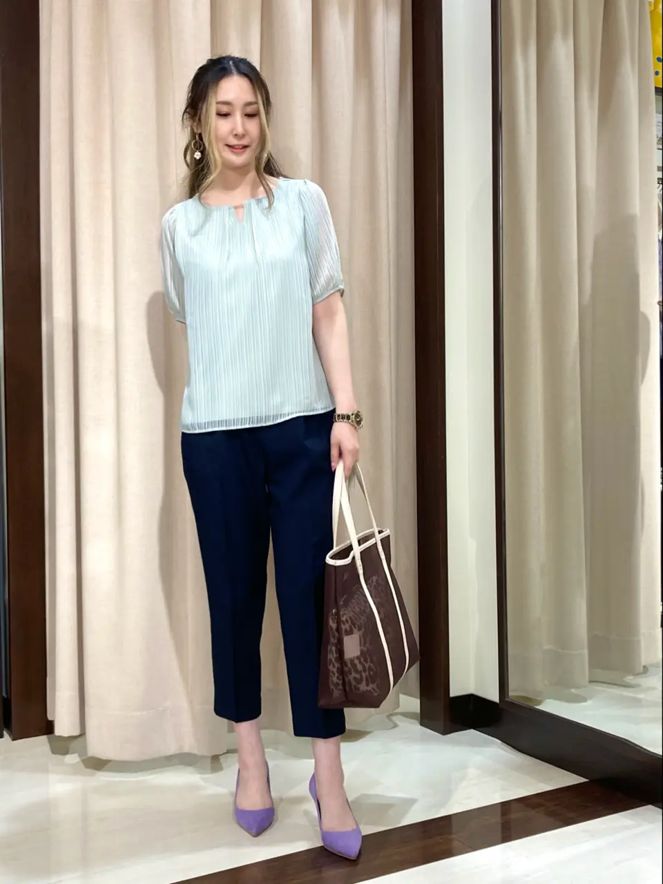 ANY SIS STAFF コーディネート画像