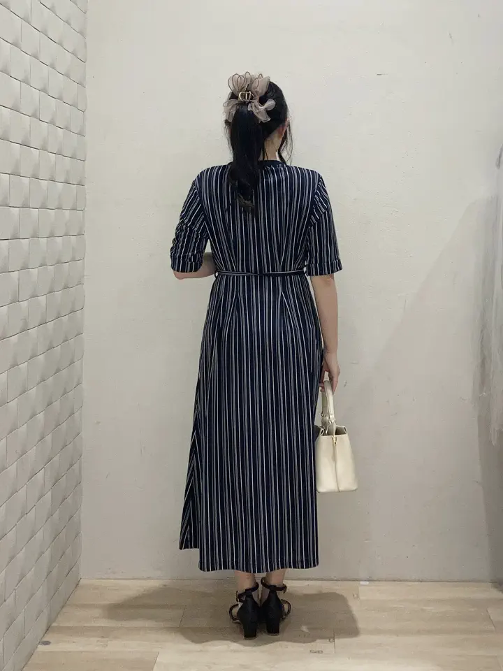 ANY SIS 川根　彩 コーディネート画像