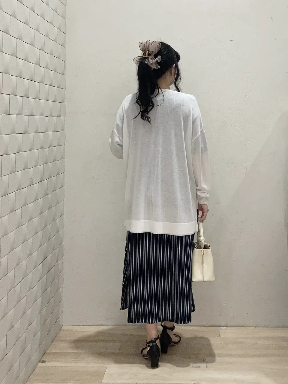 ANY SIS 川根　彩 コーディネート画像