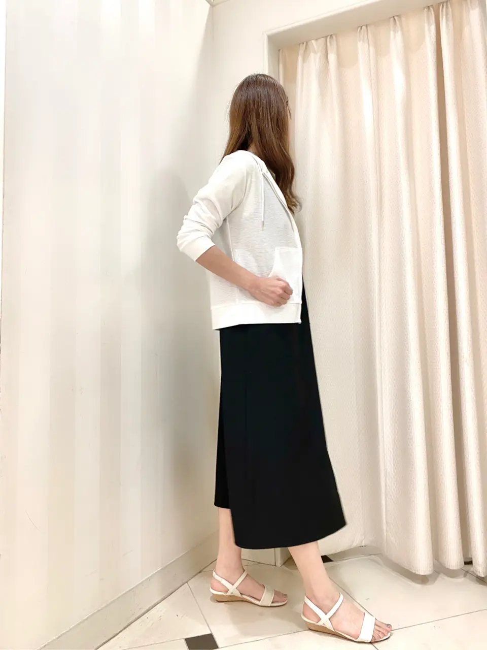 ANY SIS 金井 コーディネート画像