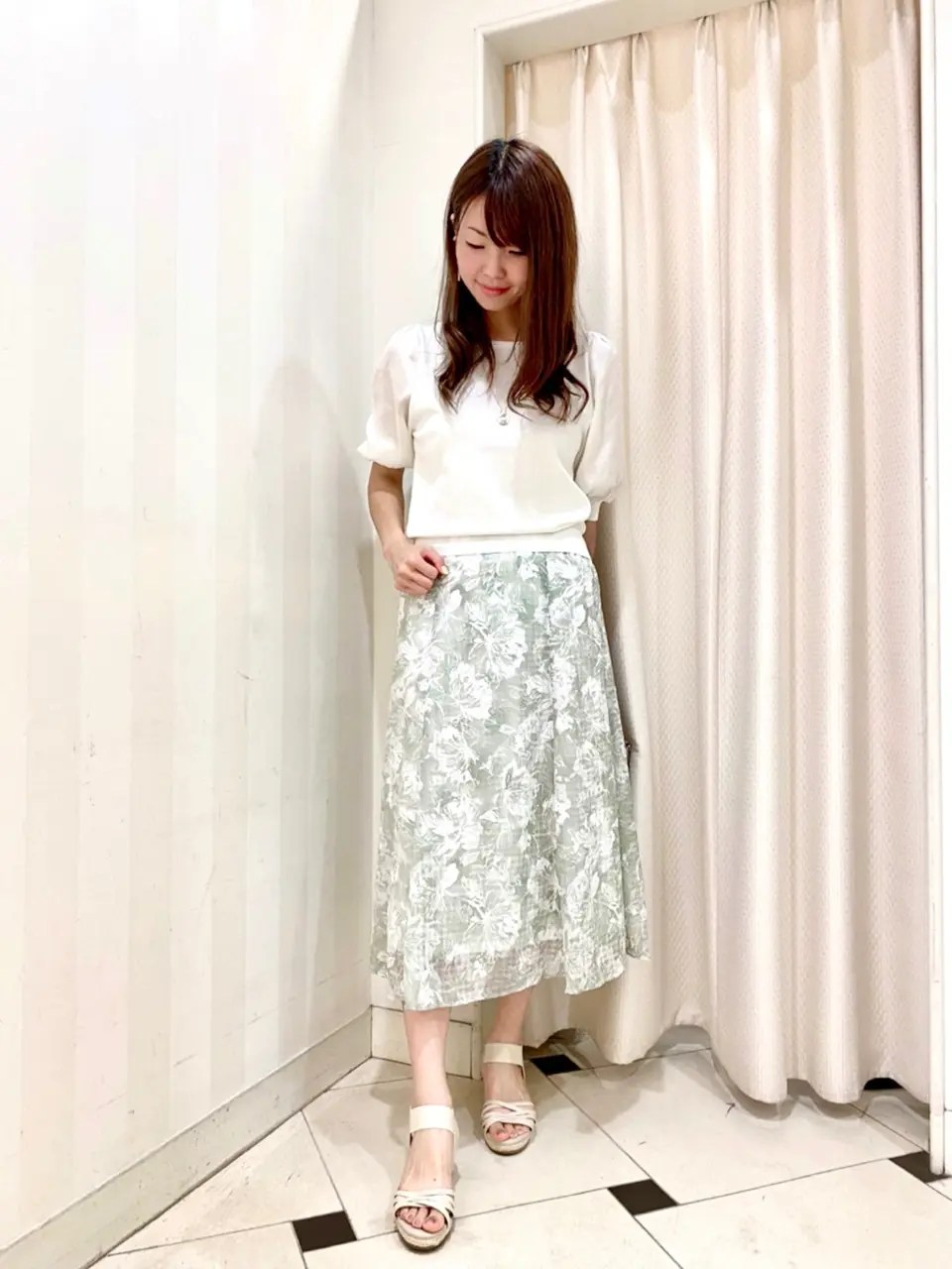 ANY SIS 金井 コーディネート画像