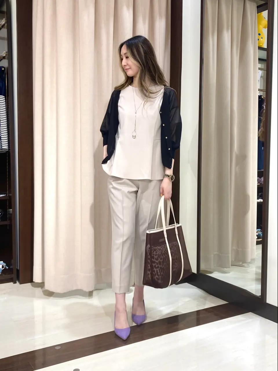 ANY SIS STAFF コーディネート画像