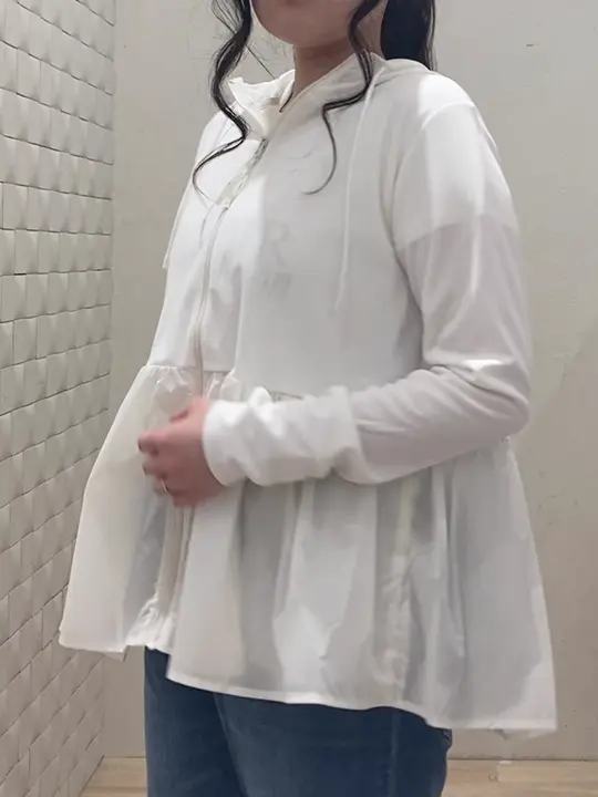UNFILO 川根　彩 コーディネート画像