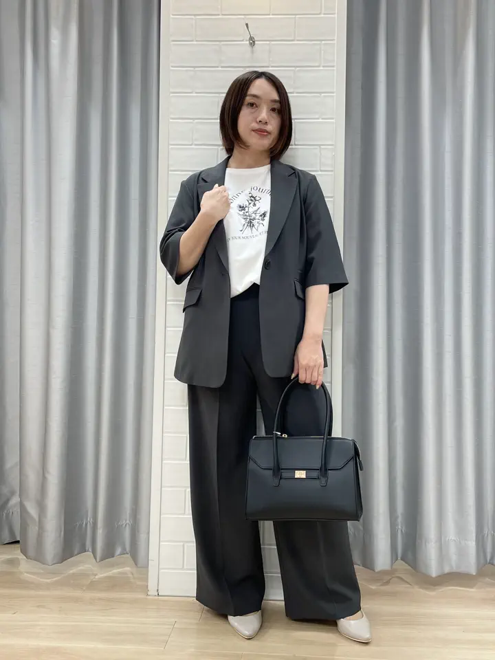 ANY SIS 丸岡 コーディネート画像