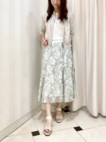 ANY SIS 金井 コーディネート画像